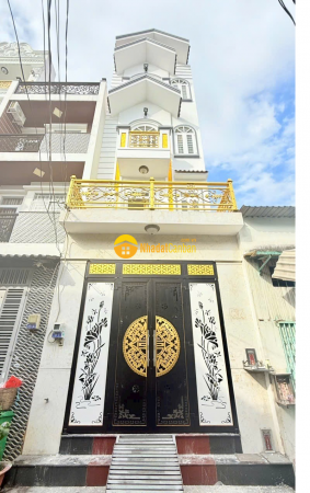 Hẻm ô tô, chiến lược, bình trị đông a, bình tân, 4 tầng, 48 m2, 5.6tỷ