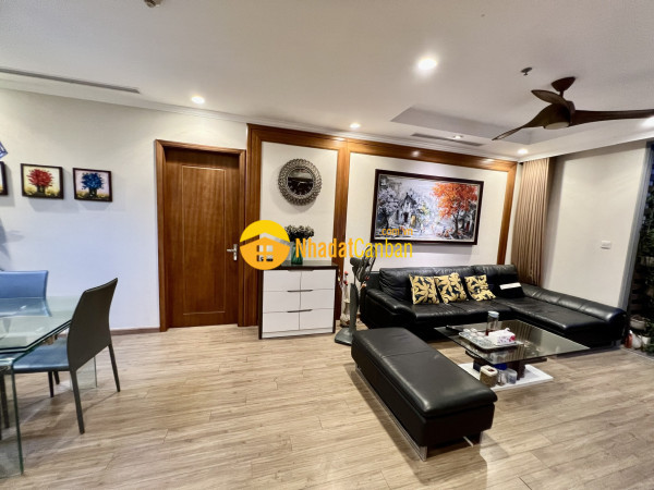 Giá tốt. cần tiền gấp bán chung cư việt hưng, long biên 75m2, chỉ 4,55 tỷ