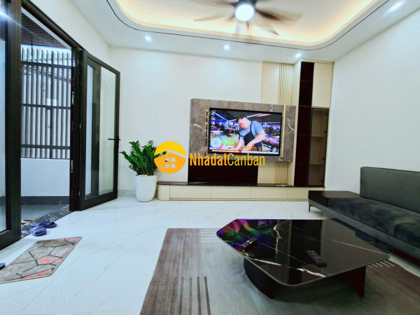 Lô góc 2 thoáng vĩnh viễn sổ nở hậu phát lộc căn hiếm lõi hai bà trưng