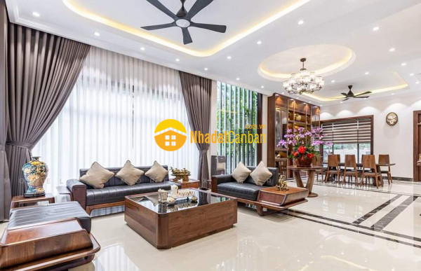 Chị huyền chuyển lên the manor bán gấp biệt thự đường 20m kđt xa la 230m2 chỉ 23.68 tỷ. 0989.626116