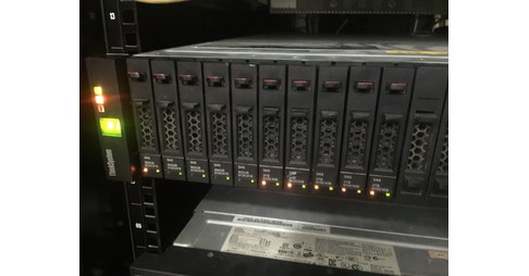 Bán main server Lenovo system X 3650 m5